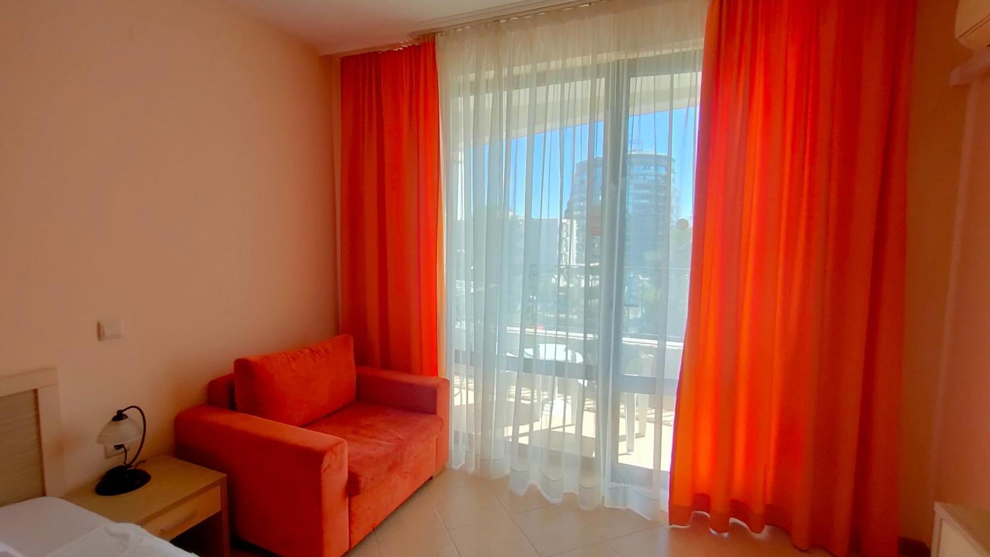 Holiday Apartcomplex Royal Sun Pantai Sunny Luaran gambar